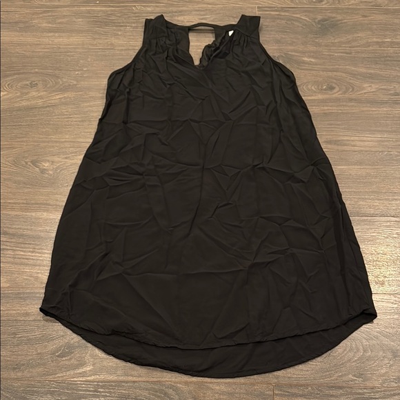 Old navy Black Sleeveless mini Dress size medium 3:22 - Picture 1 of 2